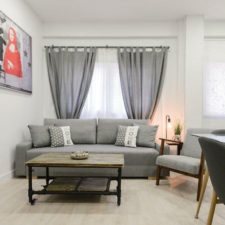 Charming Puerta De Toledo Apartment Madrid Luaran gambar
