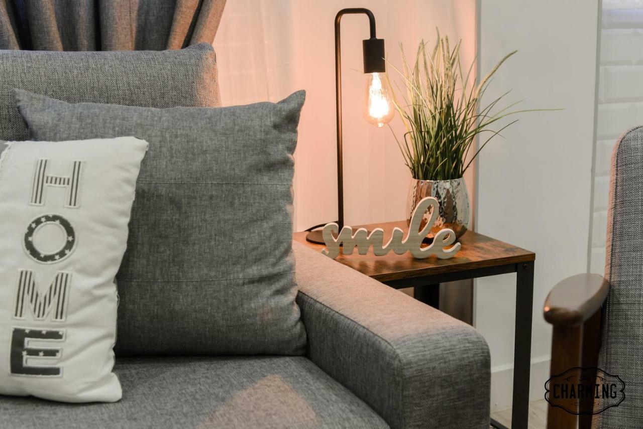 Charming Puerta De Toledo Apartment Madrid Luaran gambar